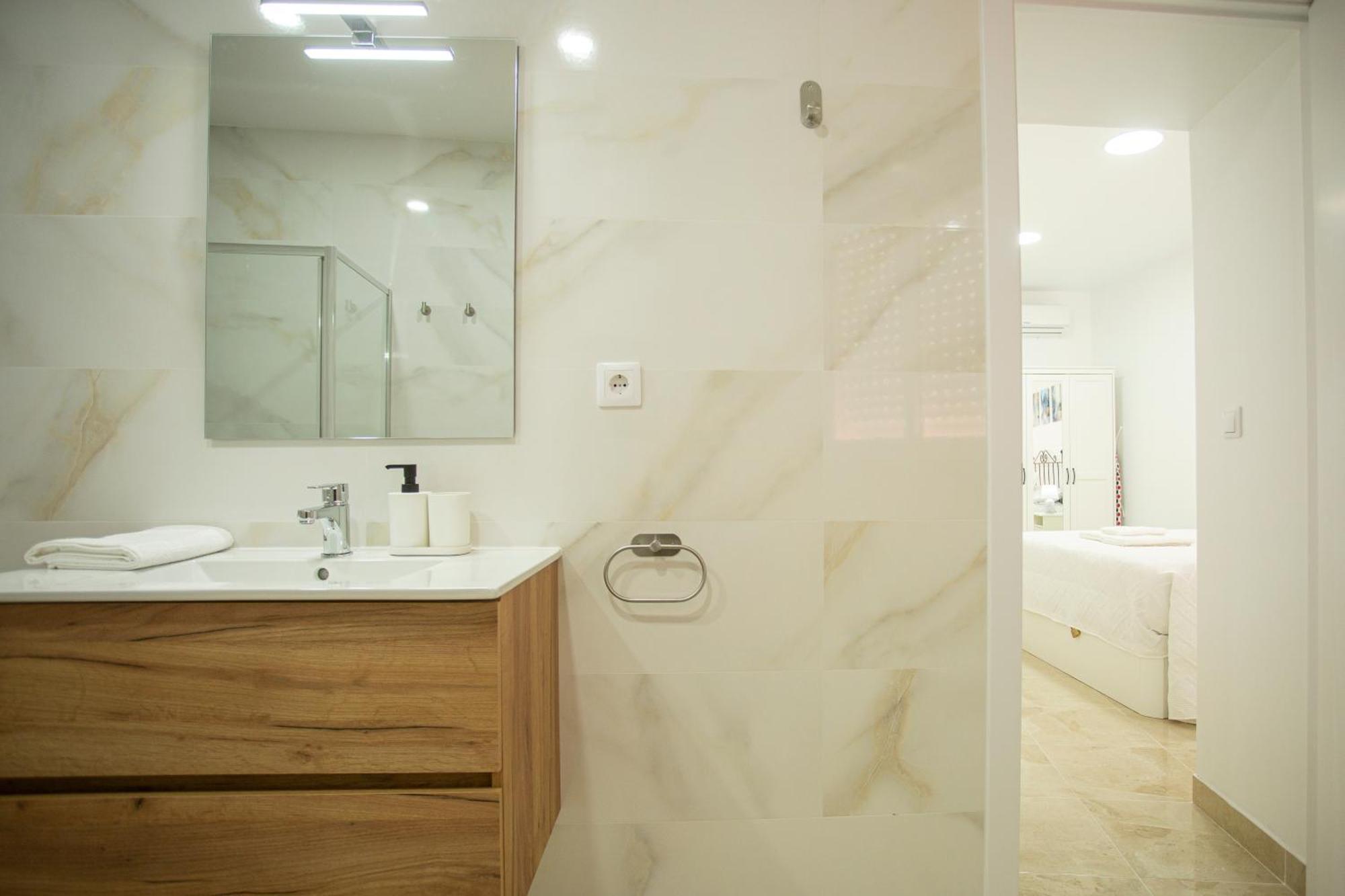 Wish Suite Amparo De Sevilla Sevilha Exterior foto